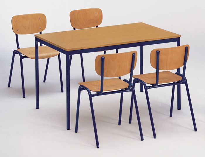 Tisch/Stühle-Set 1 Tisch 1200 x 800mm u.4 Stapelstühle Buche Gestell blau